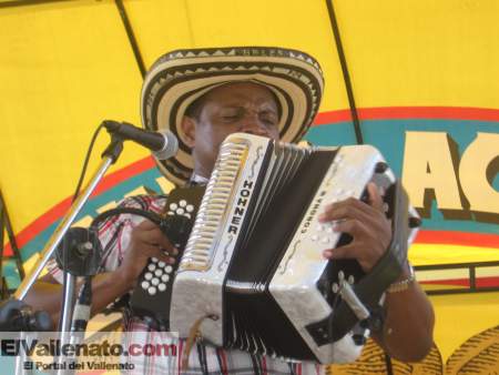 La Gente de Omar Geles  de Gira por el Sur del Continente Americano