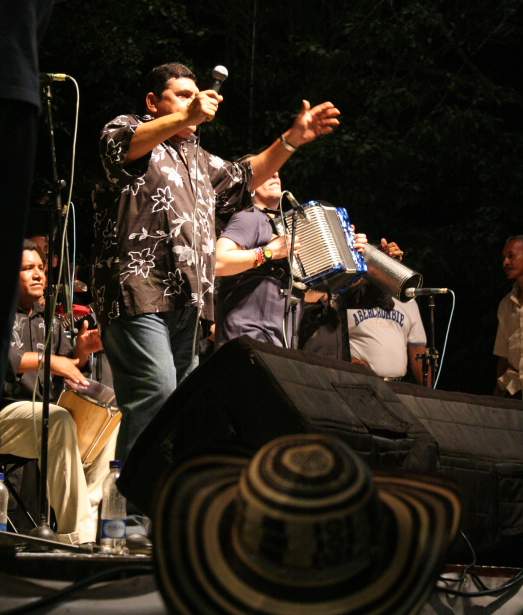 Poncho Zuleta y Cocha Molina, Con Otro Fin de Semana Exitoso 